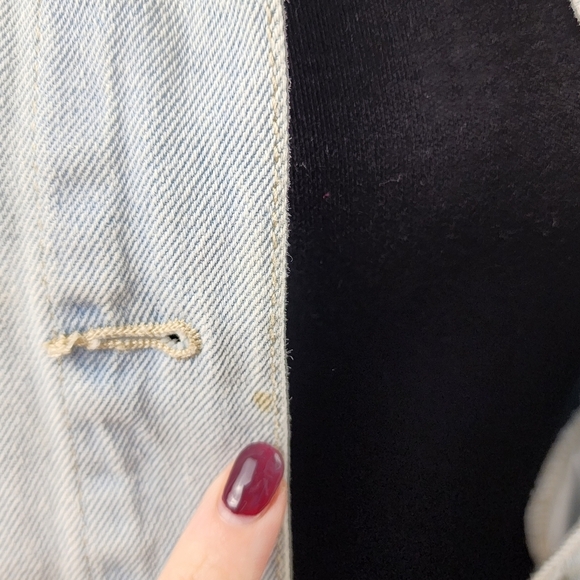 Forever 21 Light Wash Denim Jacket Cotton Classic 90's Vintage Style Size Large - Picture 5 of 11
